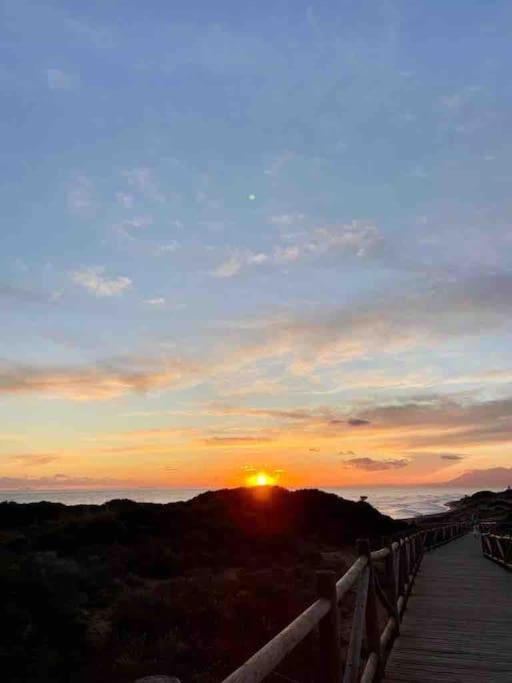 Duplex Beach Cabopino Apartment มาร์เบยา ภายนอก รูปภาพ