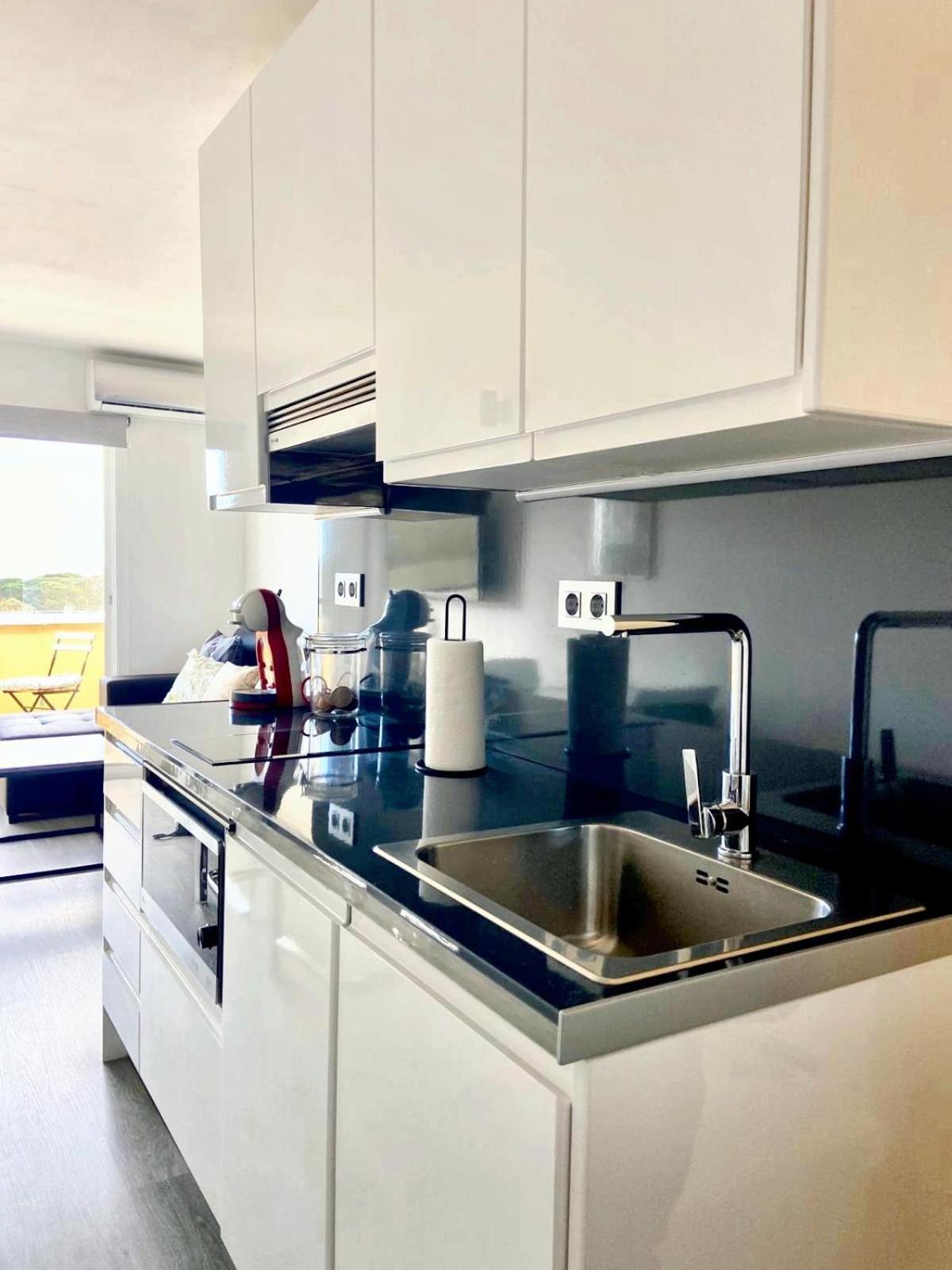 Duplex Beach Cabopino Apartment มาร์เบยา ภายนอก รูปภาพ