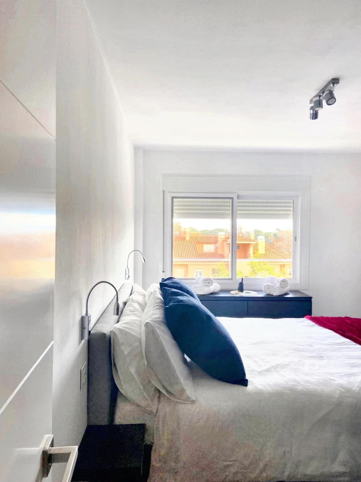 Duplex Beach Cabopino Apartment มาร์เบยา ภายนอก รูปภาพ